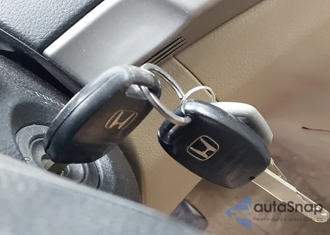 2011 Honda Accord 2.4 Lx-P from USA, damaged, VIN 1HGCP2F43BA147510